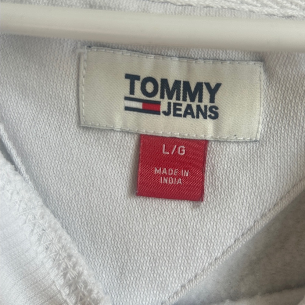 Tommy Jeans white with navy & red print pullover sweatshirt size large - Picture 3 of 4